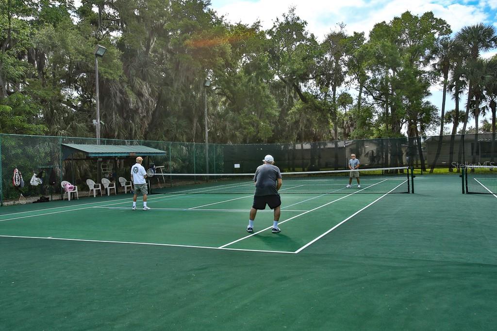 Image 36 of 50 For 819 Starboard Avenue