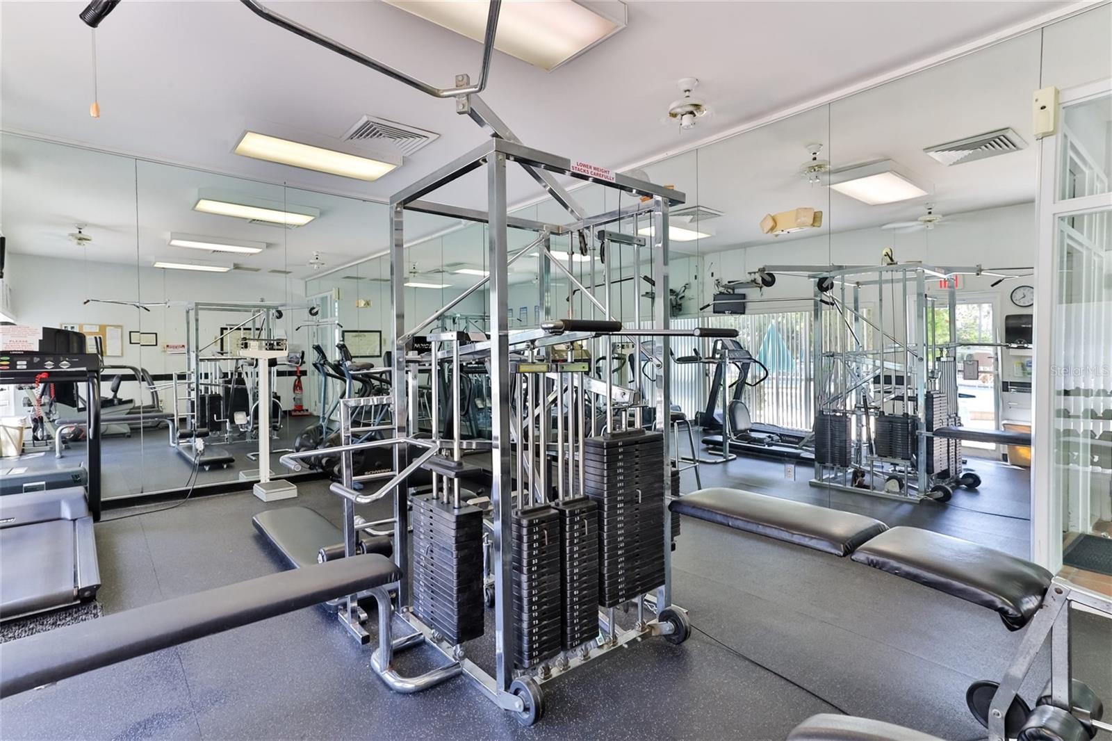 Image 38 of 50 For 819 Starboard Avenue