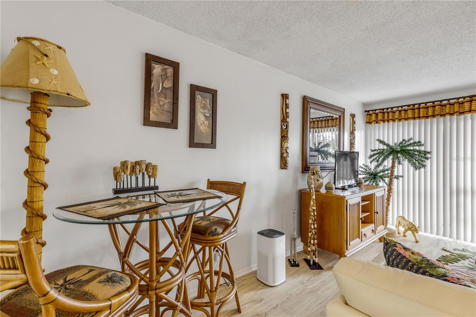 Image 11 of 42 For 201 Club House Boulevard 201