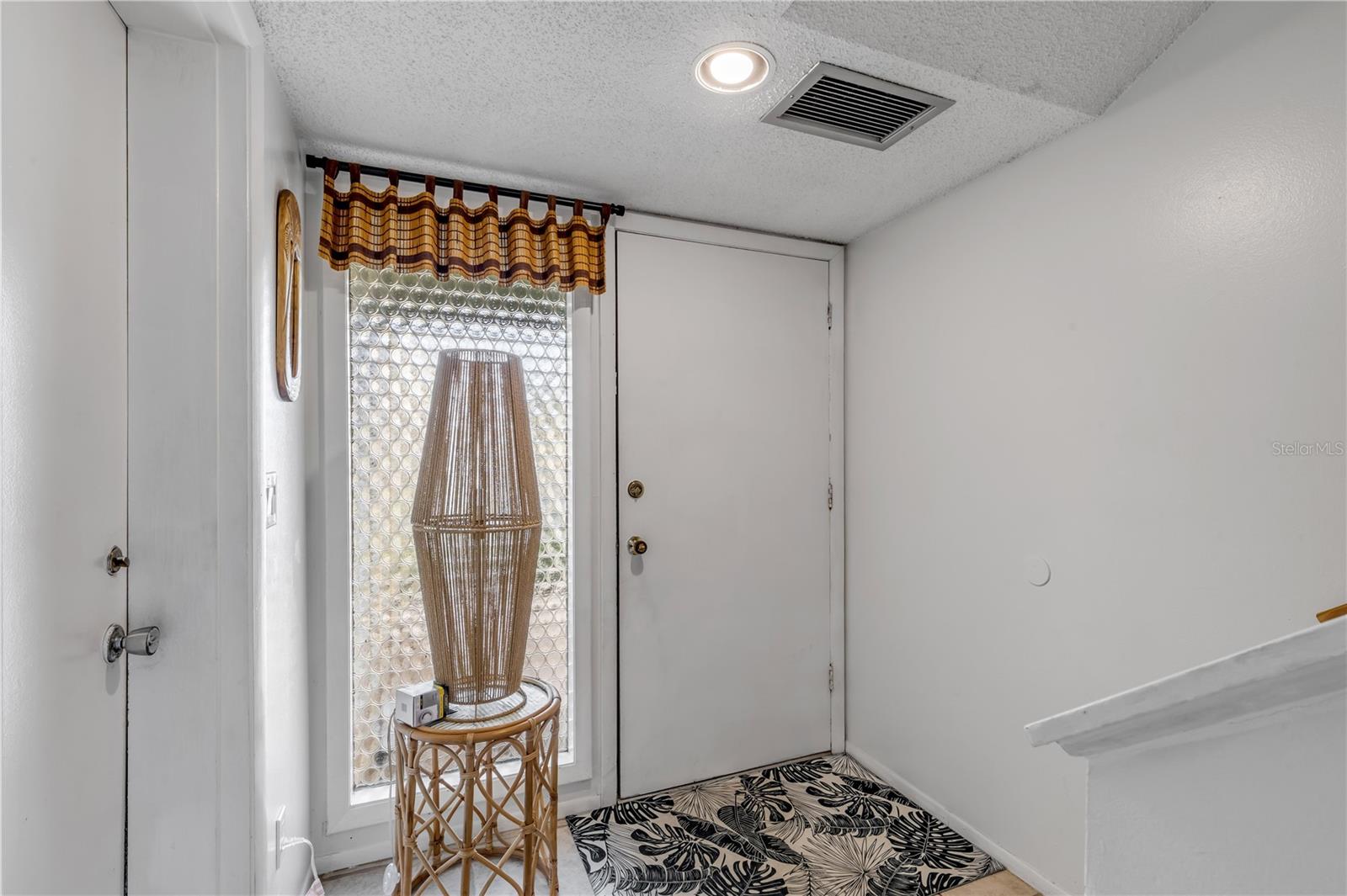 Image 6 of 42 For 201 Club House Boulevard 201