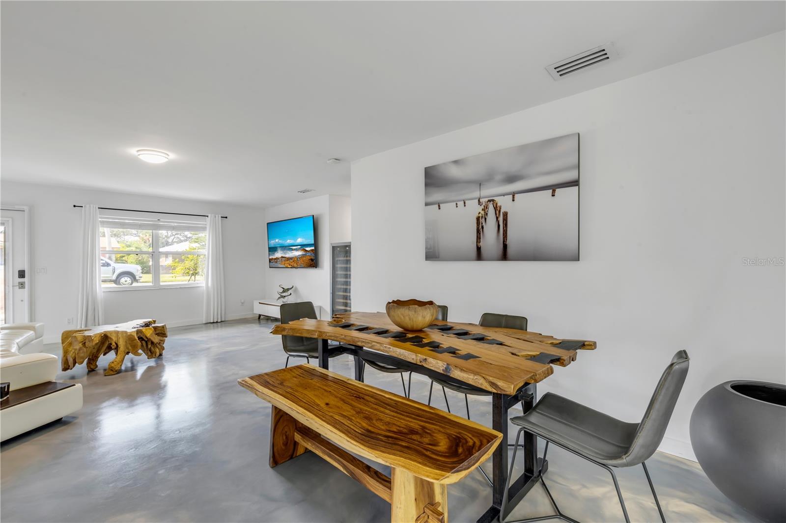 Image 19 of 81 For 645 Goodwin Avenue