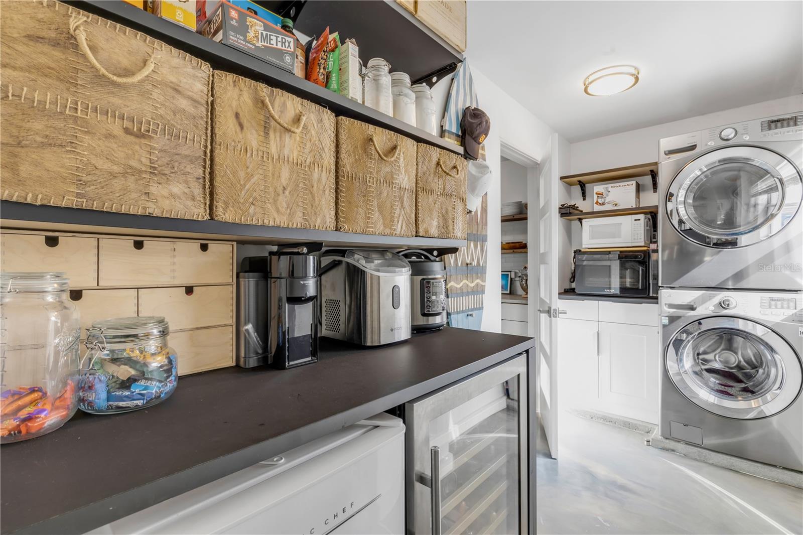 Image 31 of 81 For 645 Goodwin Avenue