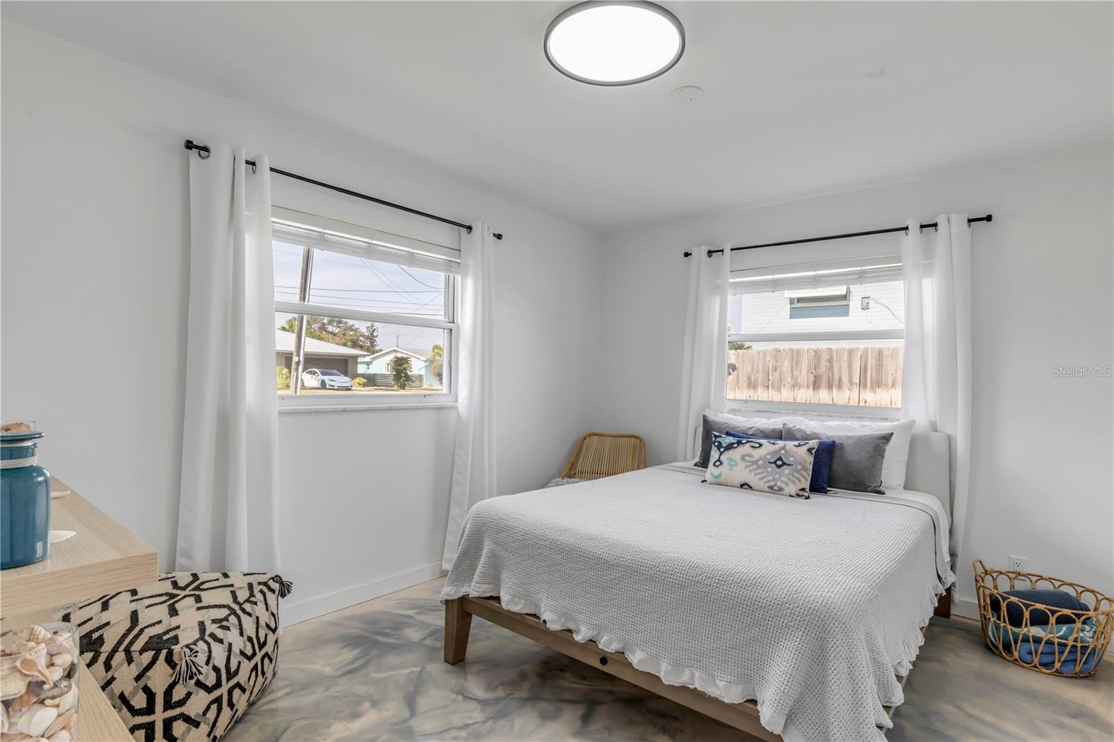 Image 38 of 81 For 645 Goodwin Avenue