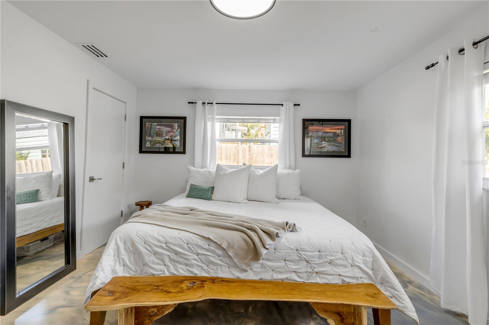 Image 46 of 81 For 645 Goodwin Avenue