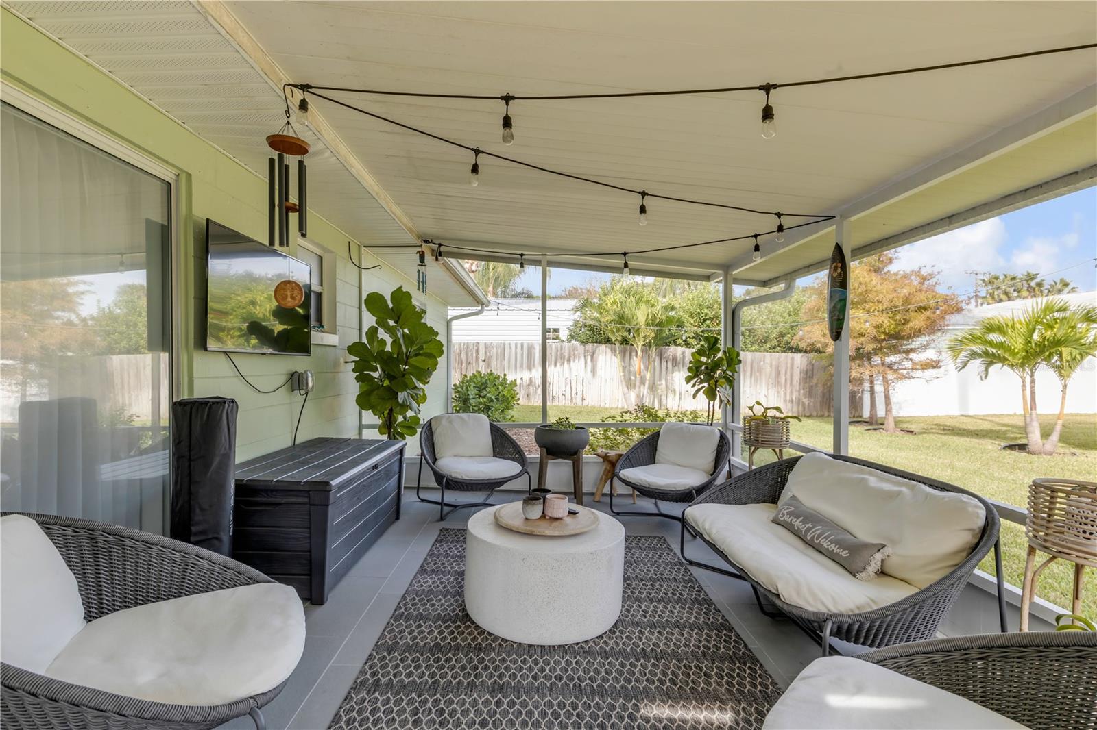 Image 7 of 81 For 645 Goodwin Avenue