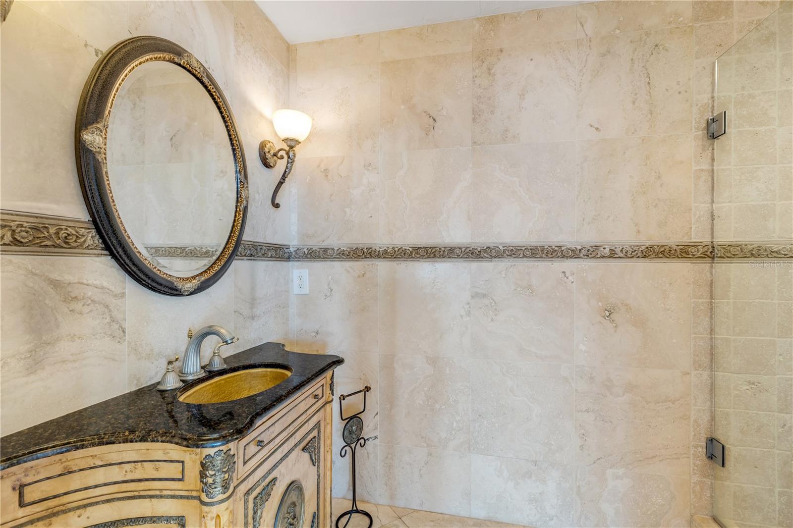 Image 23 of 99 For 2117 Ocean Drive