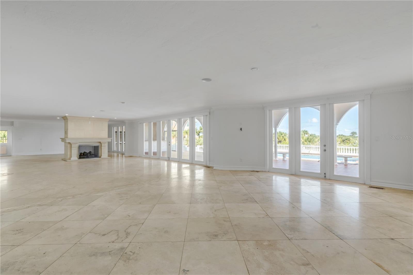 Image 9 of 99 For 2117 Ocean Drive