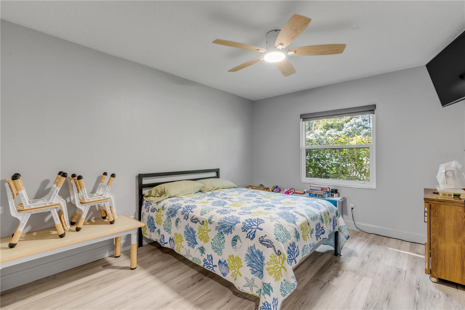 Image 47 of 80 For 52 Cambridge Trace