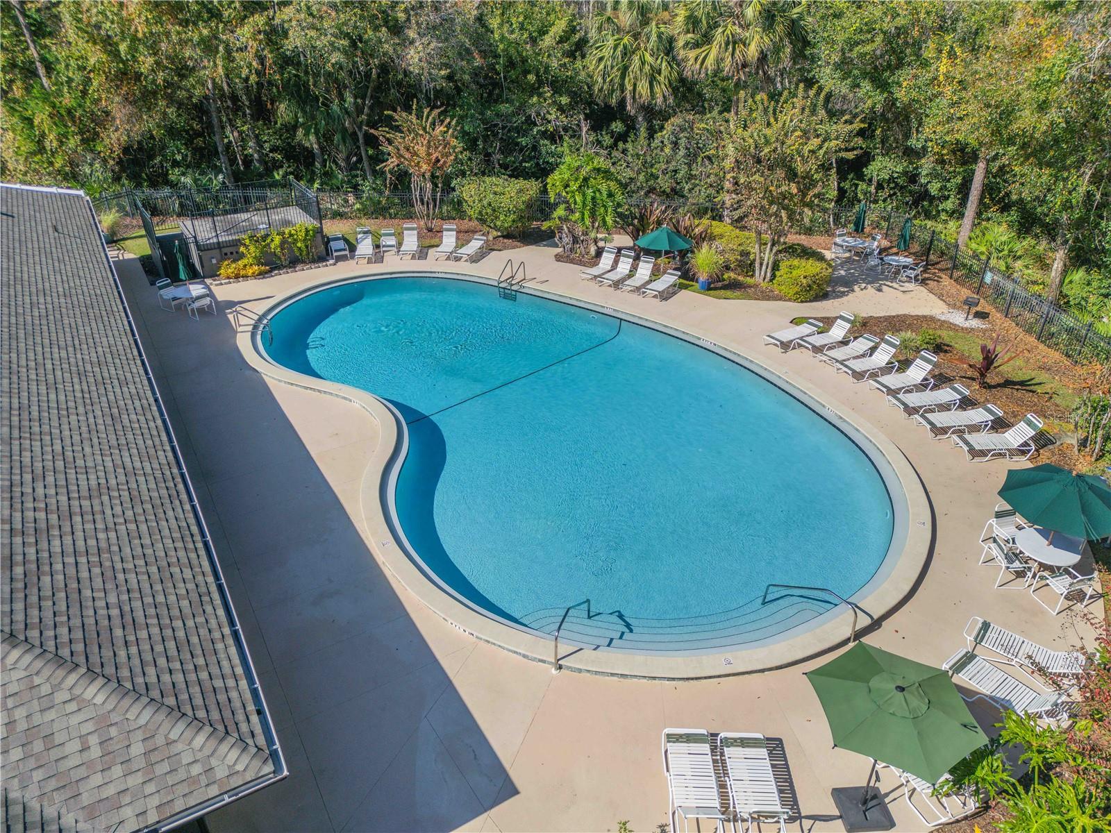 Image 68 of 80 For 52 Cambridge Trace