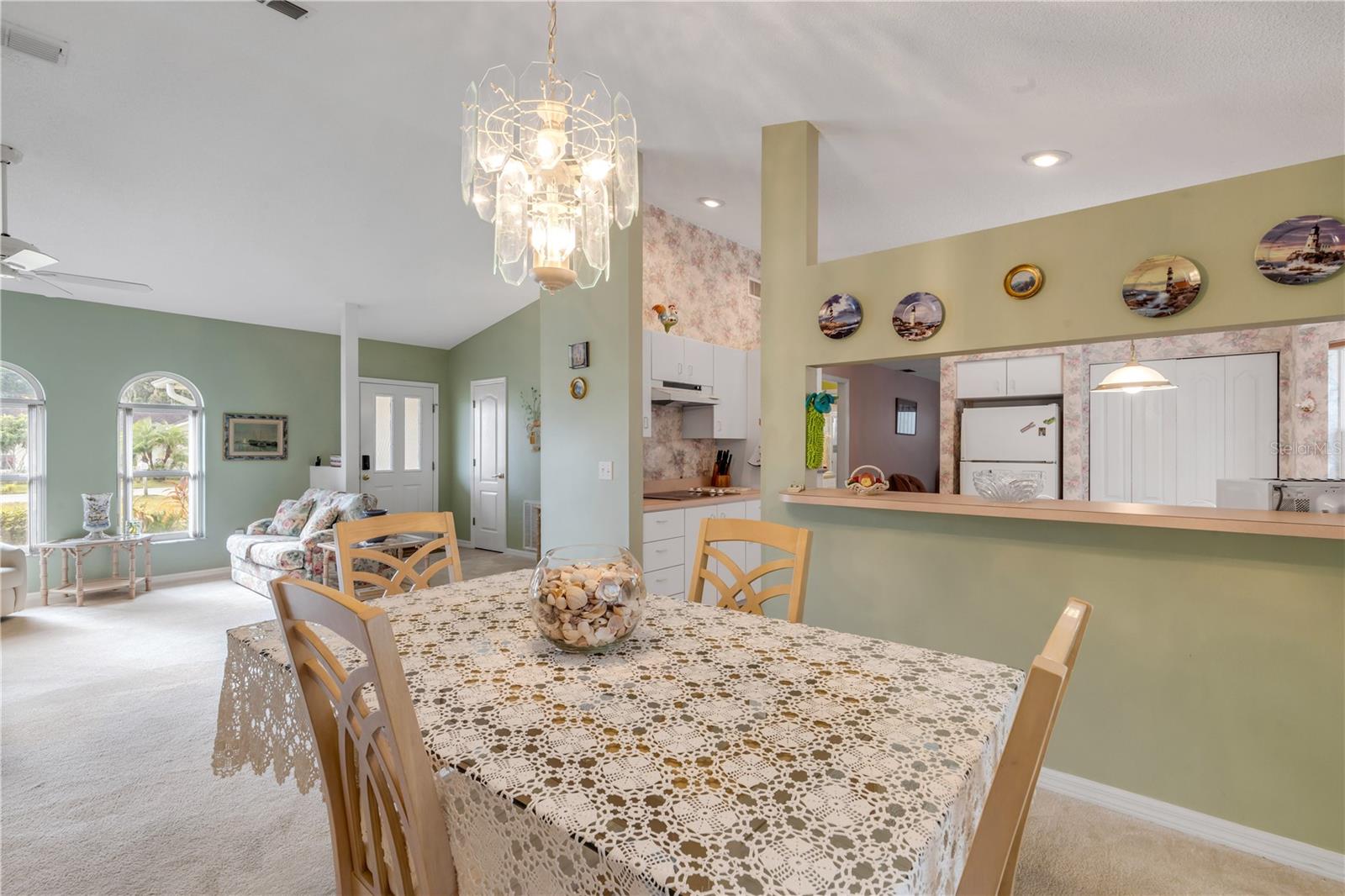 Image 12 of 39 For 2239 Robin Road