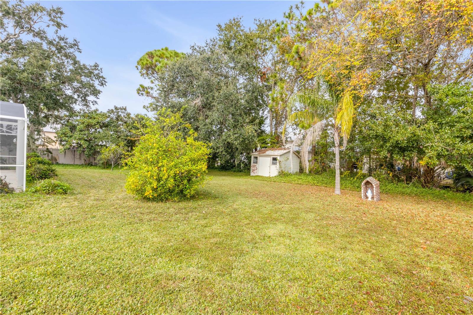 Image 34 of 39 For 2239 Robin Road