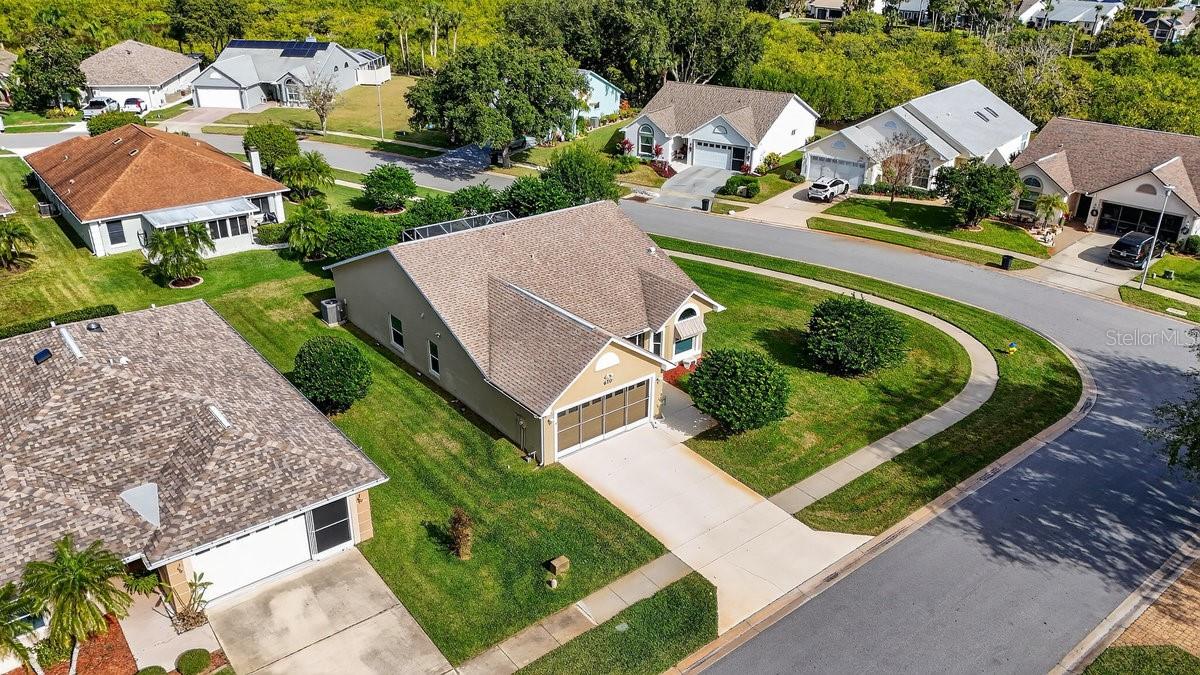 Image 10 of 47 For 670 Wellesley Court