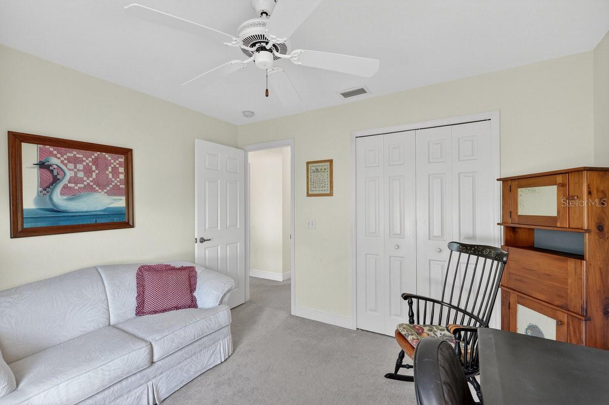 Image 36 of 47 For 670 Wellesley Court