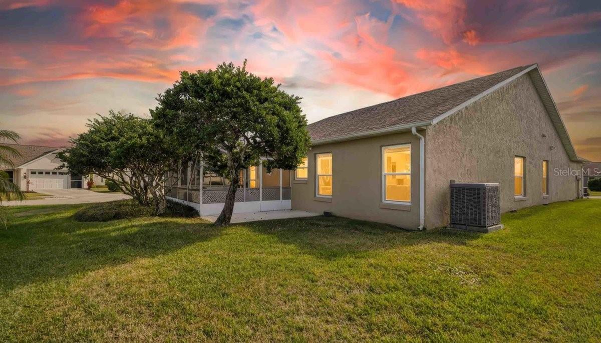 Image 6 of 47 For 670 Wellesley Court