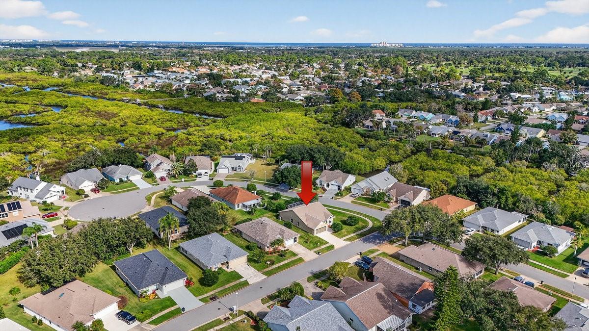 Image 9 of 47 For 670 Wellesley Court