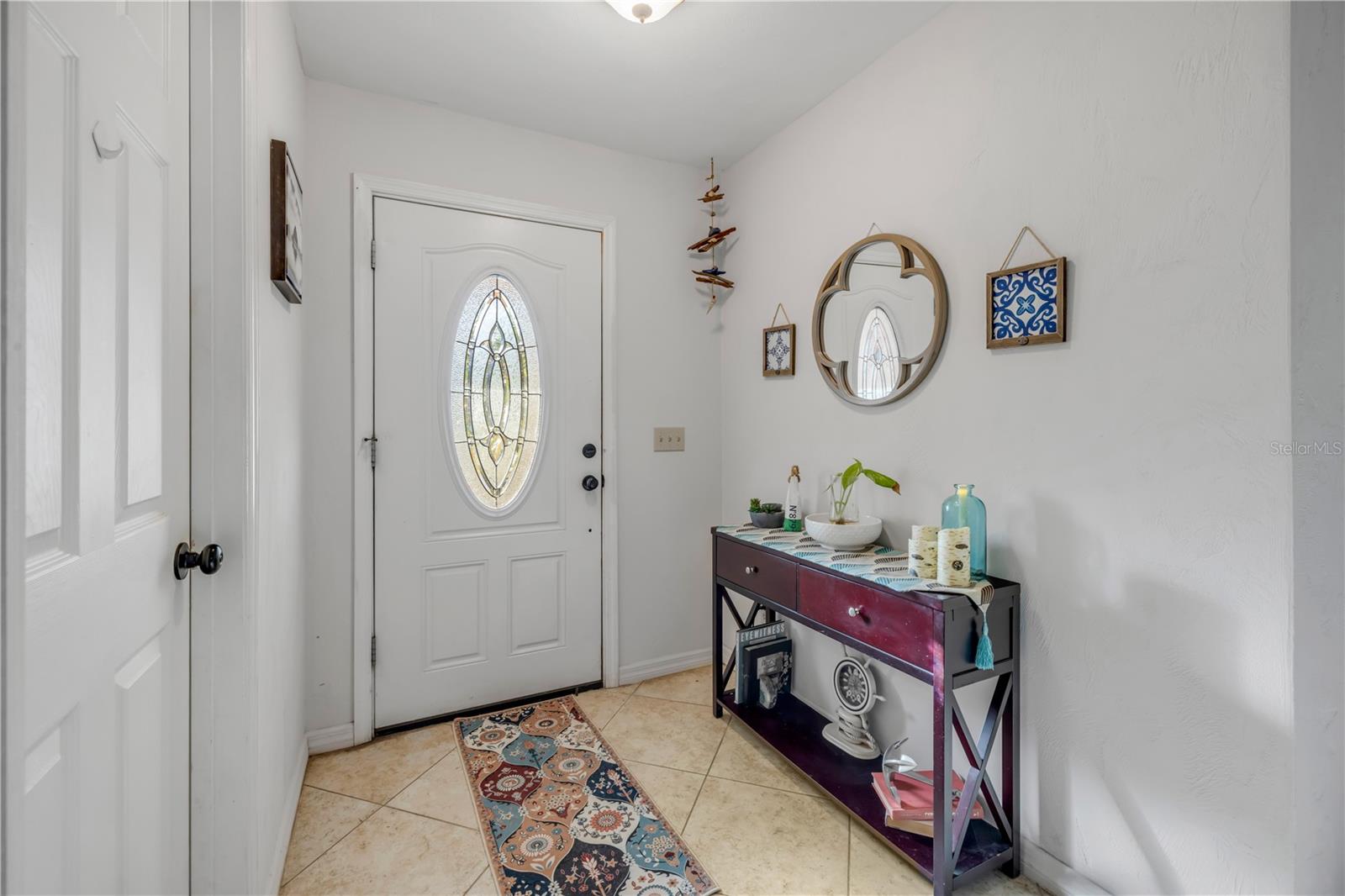 Image 5 of 33 For 2425 Travelers Palm Drive