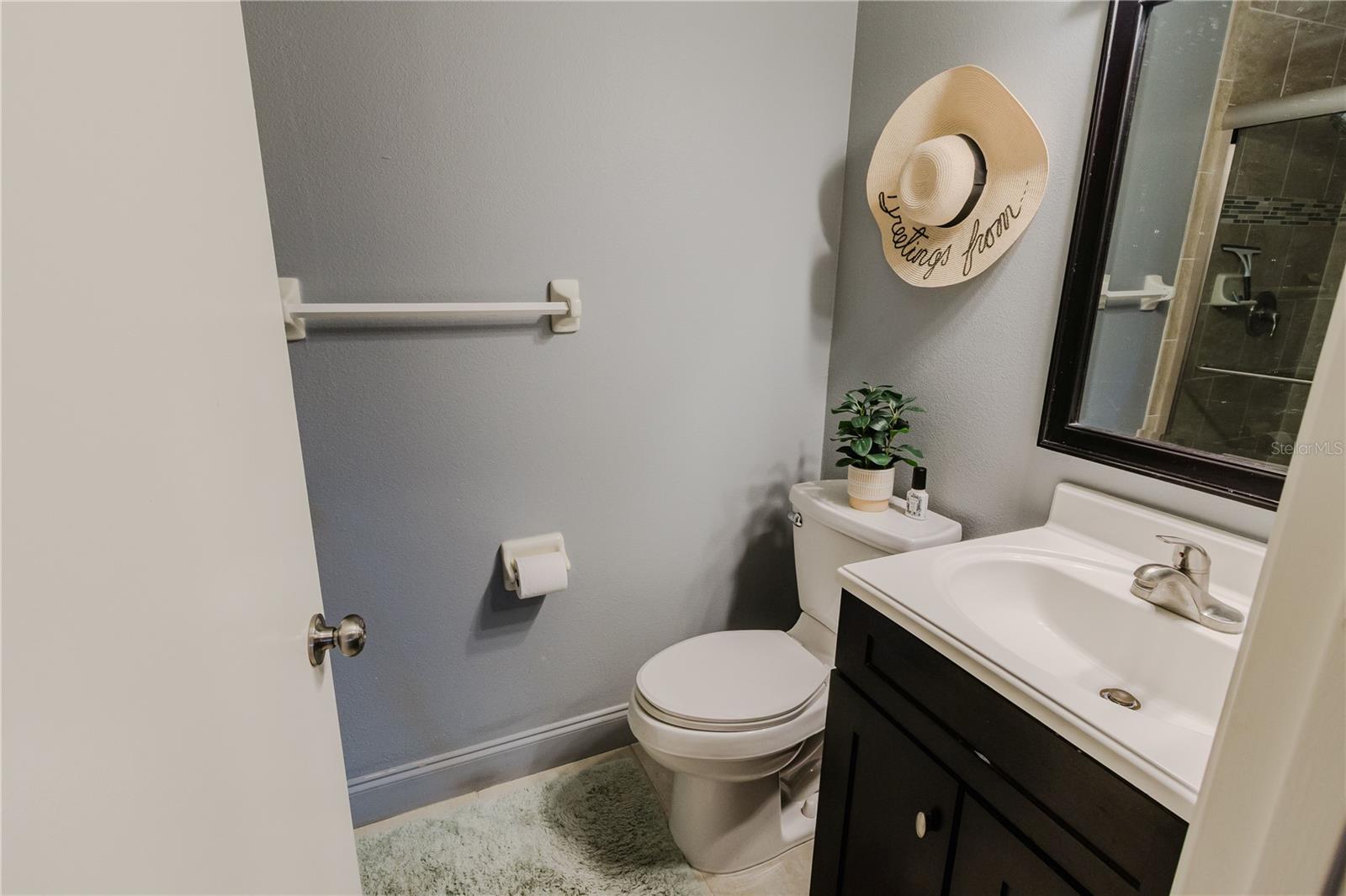 Image 33 of 41 For 163 Breezeway Court