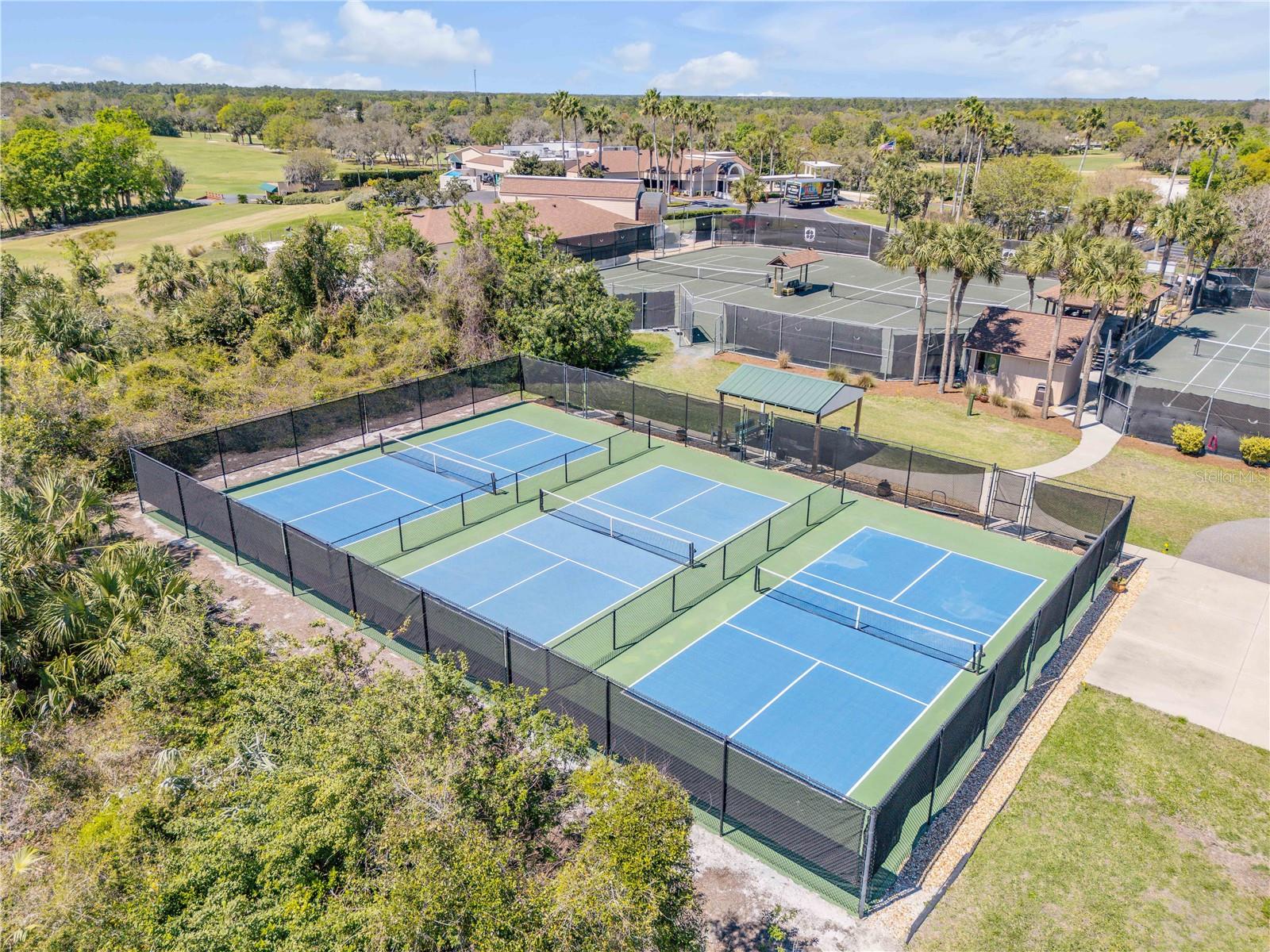 Image 53 of 59 For 706 Tantallon Court