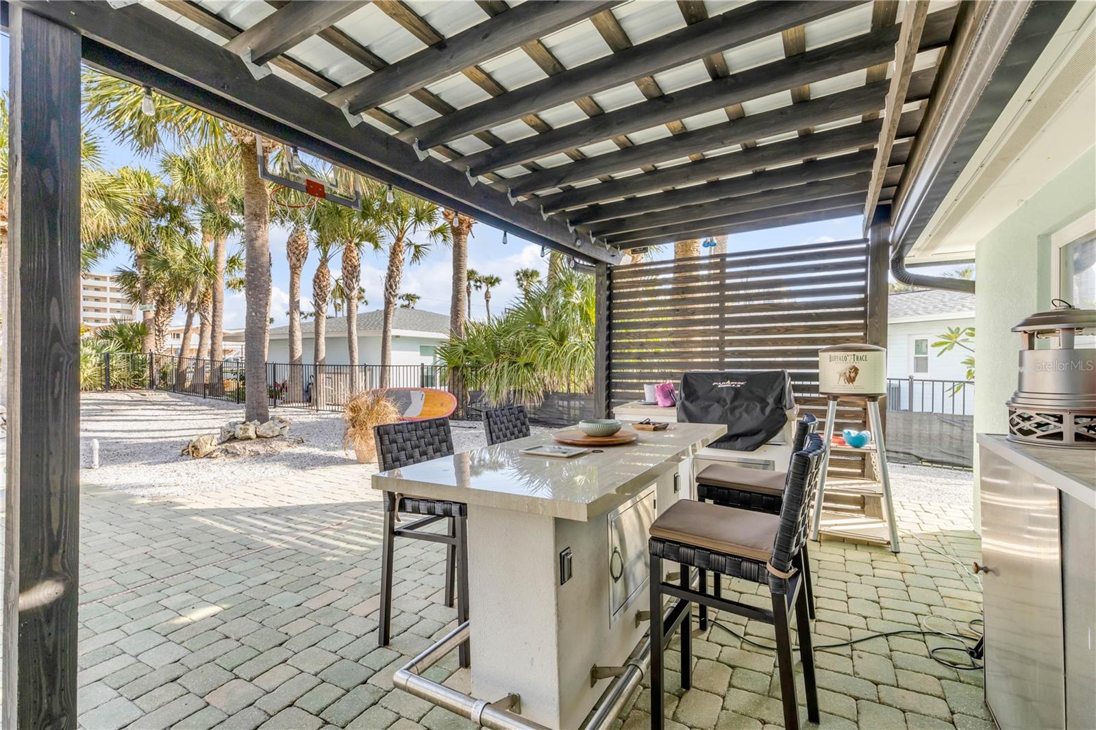 Image 51 of 76 For 402 Lincoln Avenue