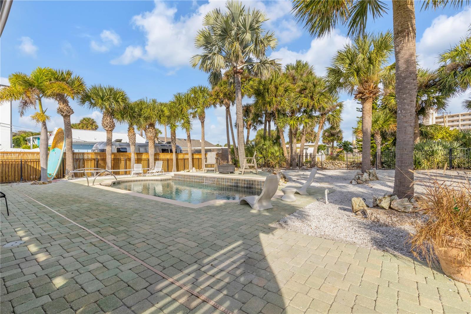 Image 55 of 76 For 402 Lincoln Avenue