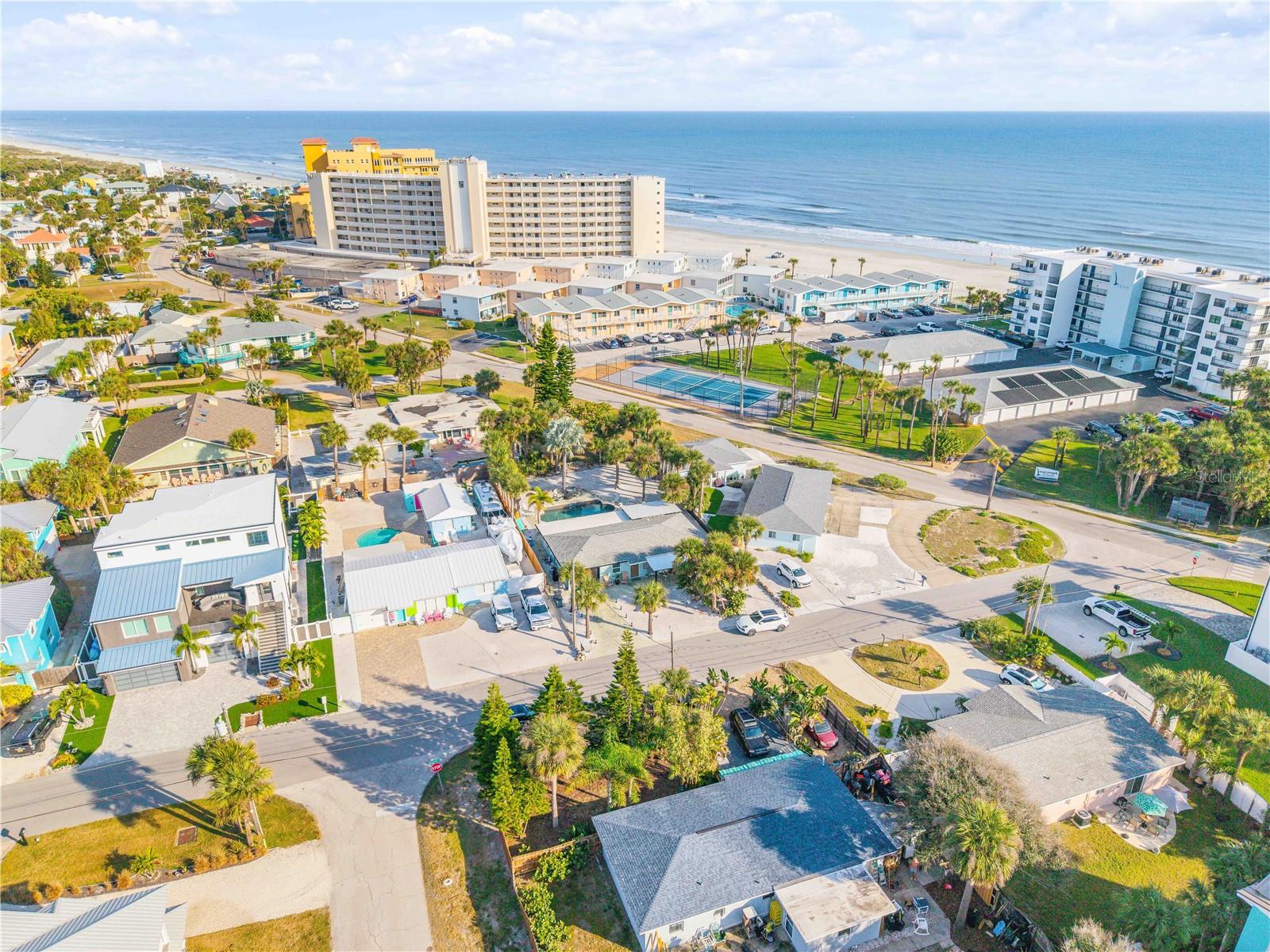 Image 68 of 76 For 402 Lincoln Avenue