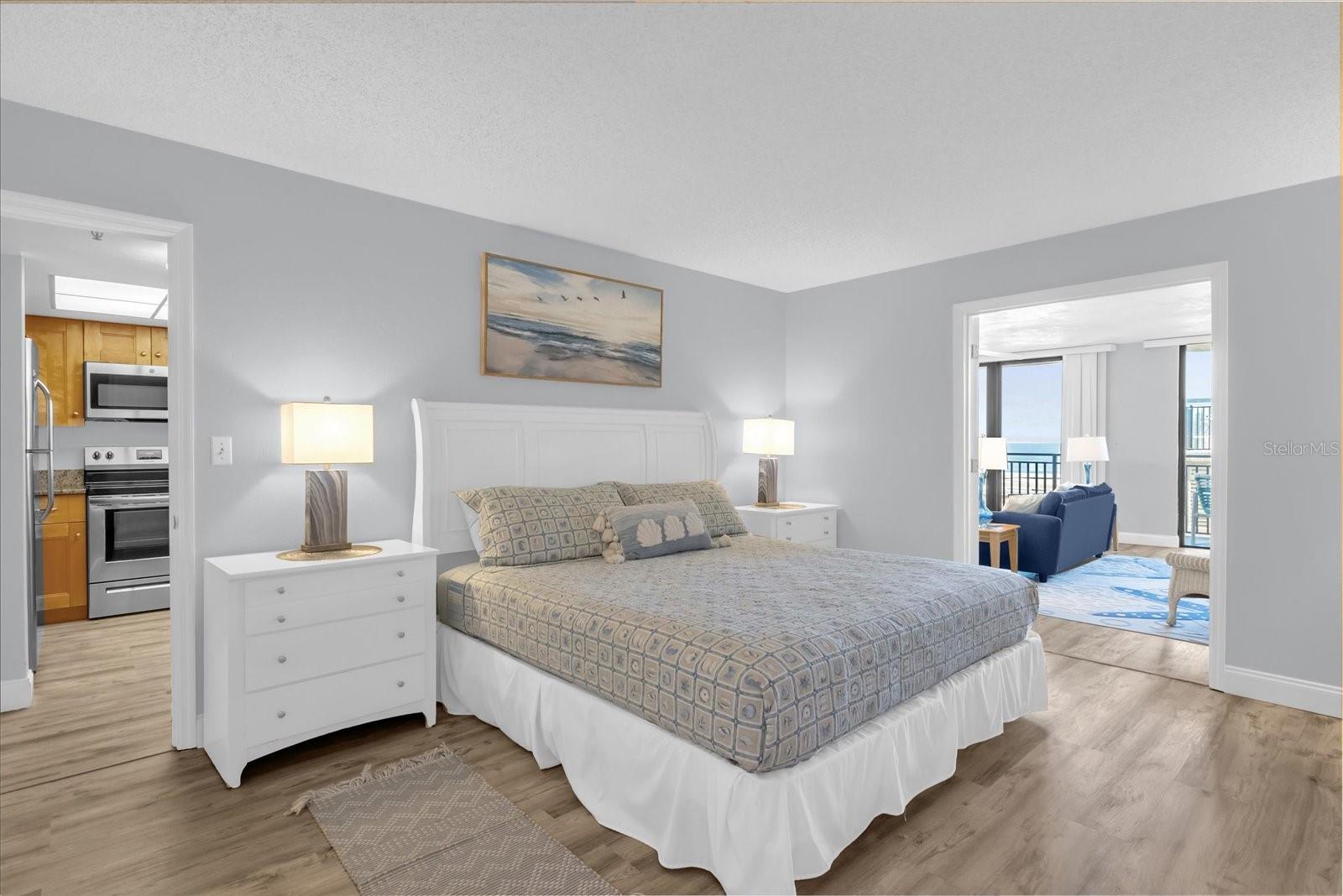 Image 14 of 42 For 4139 Atlantic Avenue B103