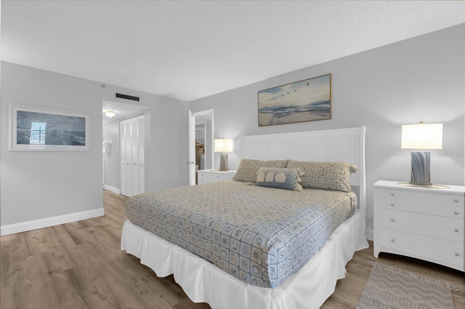 Image 15 of 42 For 4139 Atlantic Avenue B103