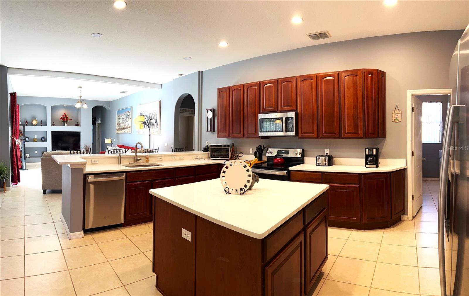 Image 3 of 25 For 3817 Birch Mountain Road