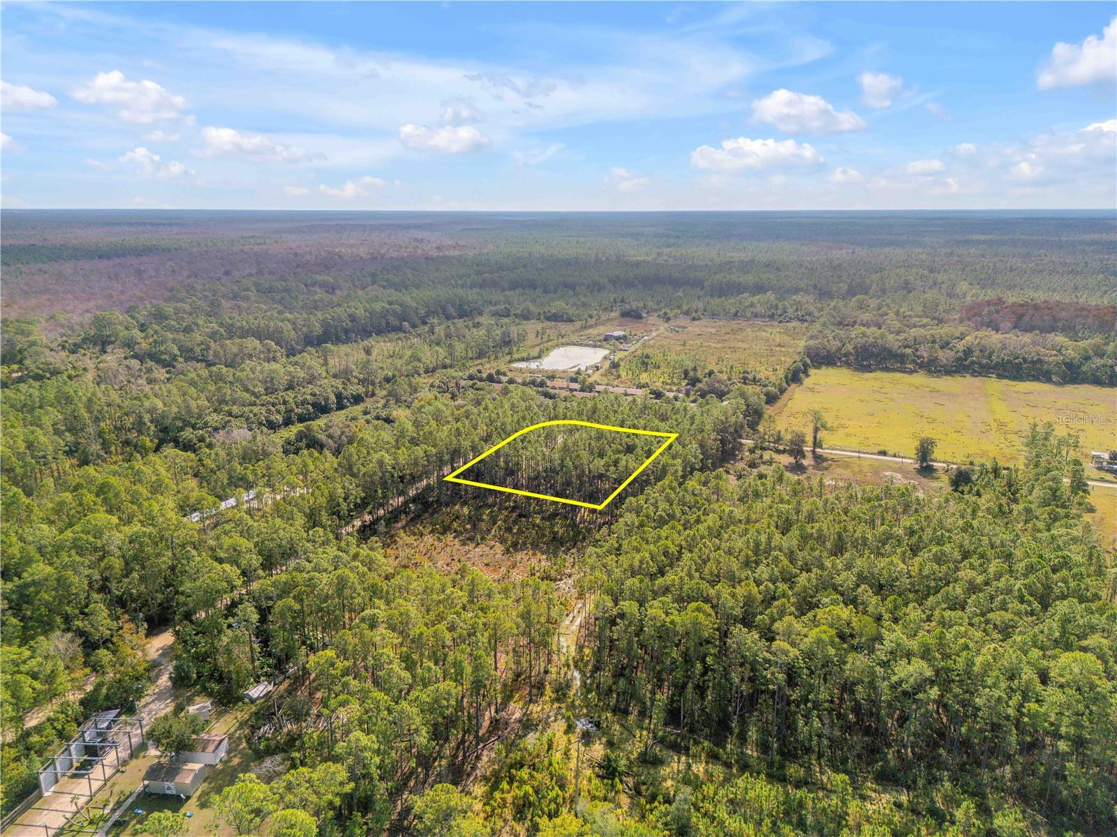 Image 20 of 38 For 490 Samsula Drive