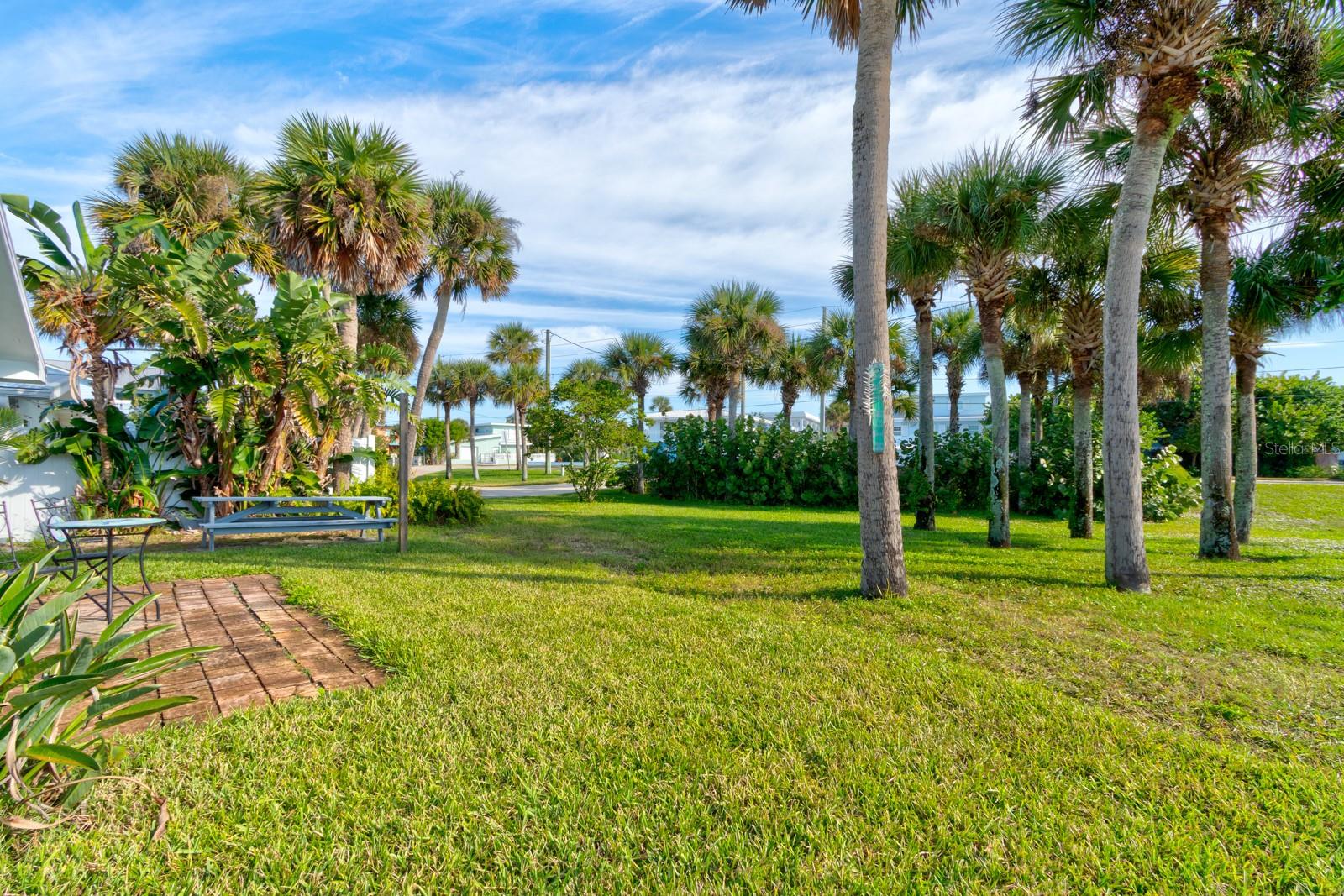 Image 30 of 34 For 922 Locust Street