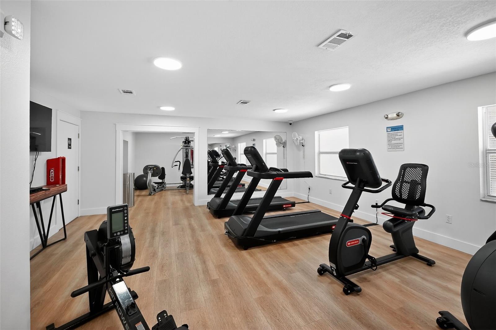 Image 31 of 50 For 434 Bouchelle Drive 304