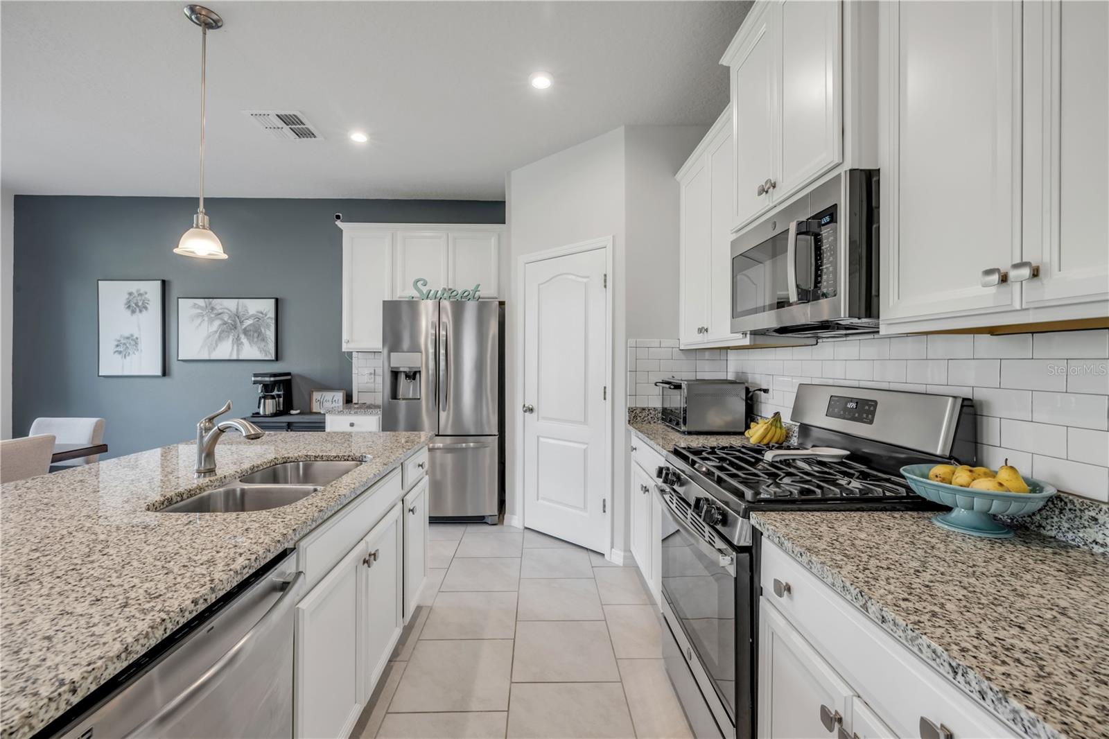 Image 24 of 64 For 1561 Chelsea Manor Circle