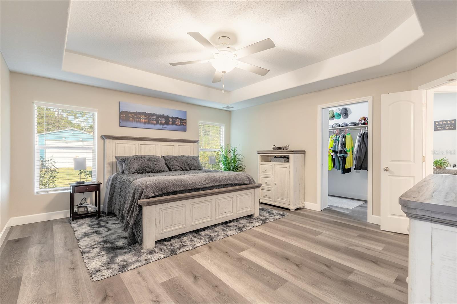 Image 14 of 50 For 4050 Golden Shores Boulevard