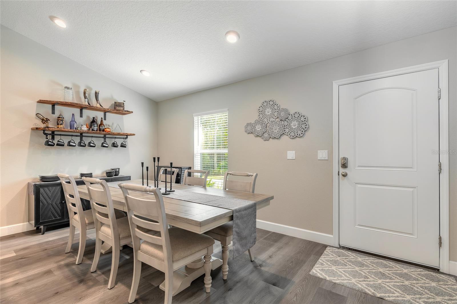 Image 28 of 50 For 4050 Golden Shores Boulevard