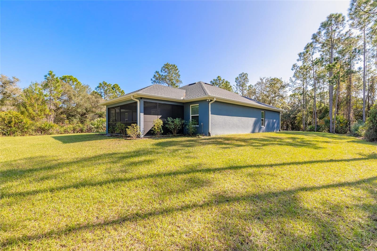 Image 37 of 50 For 4050 Golden Shores Boulevard