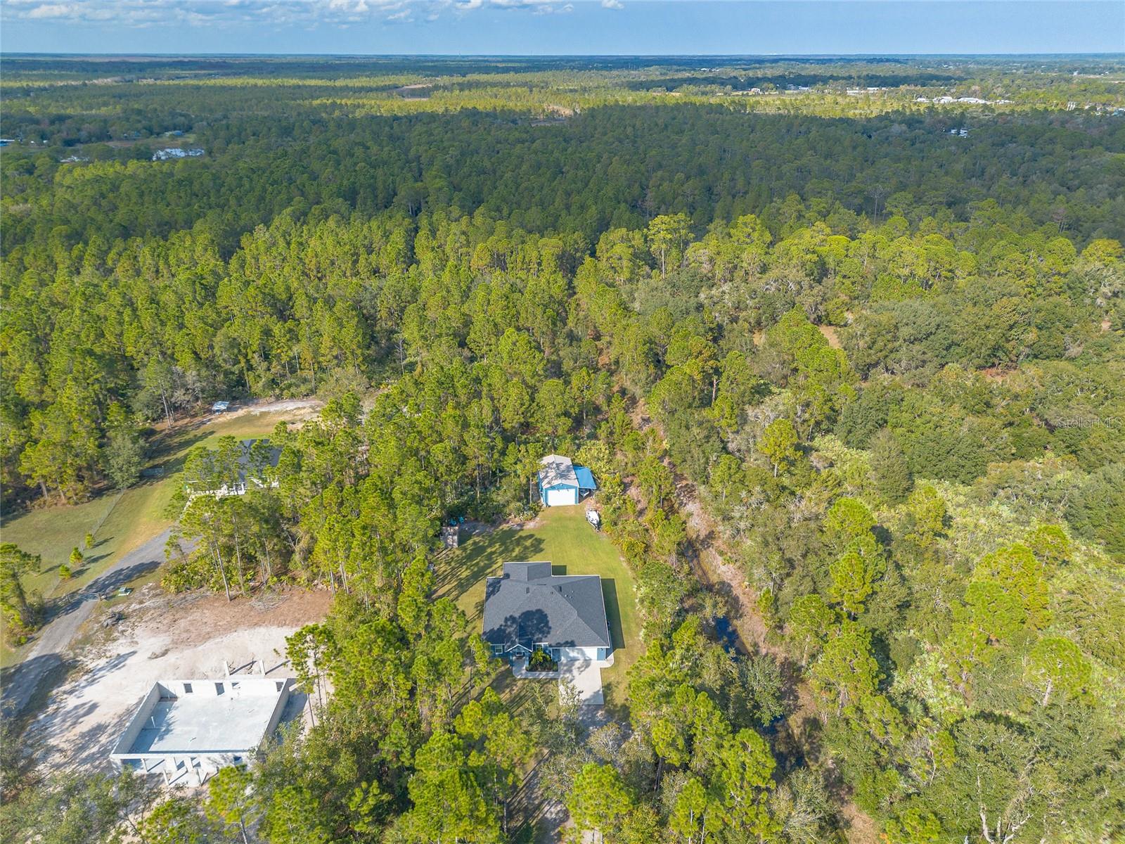 Image 44 of 50 For 4050 Golden Shores Boulevard