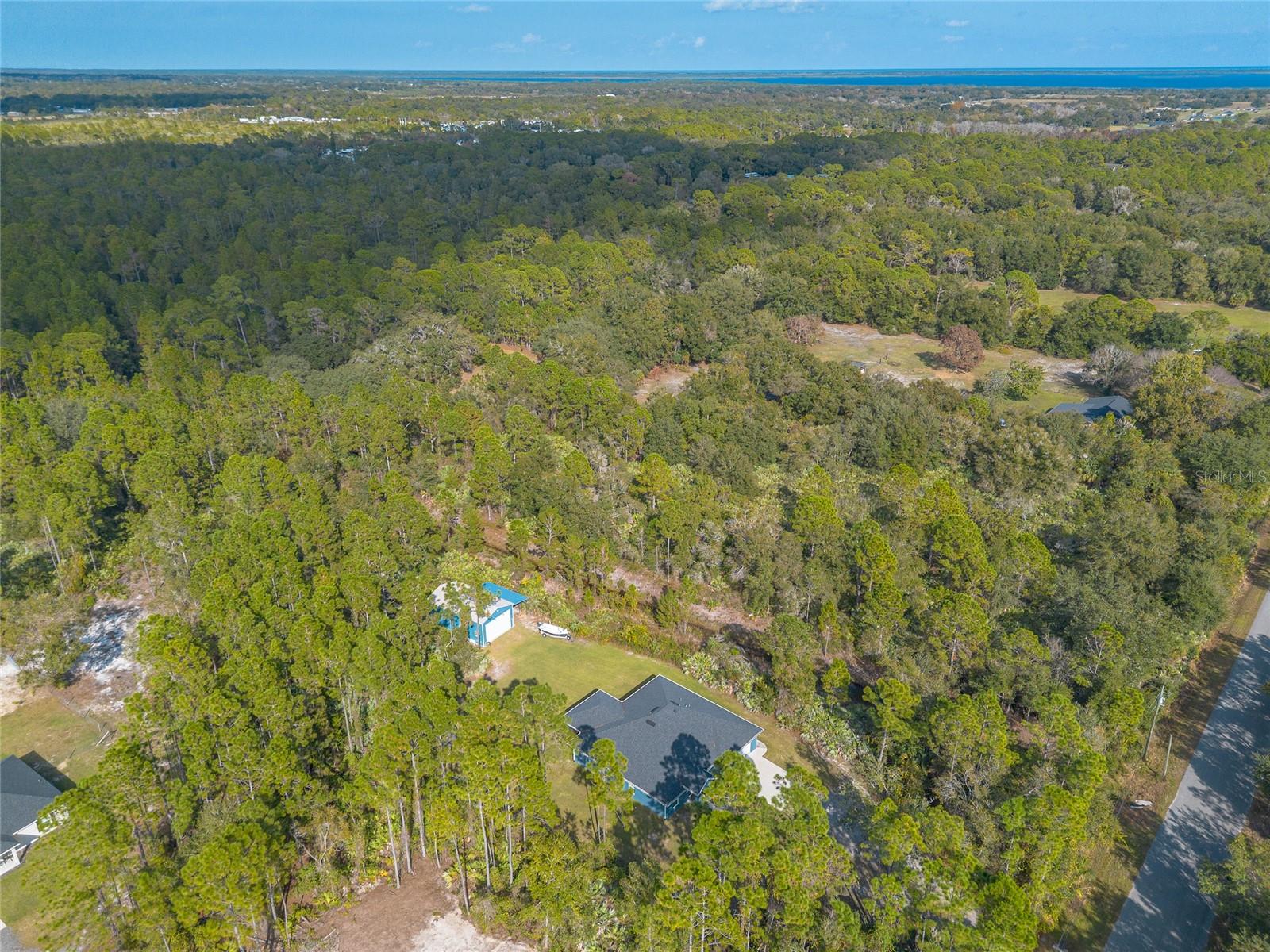 Image 45 of 50 For 4050 Golden Shores Boulevard