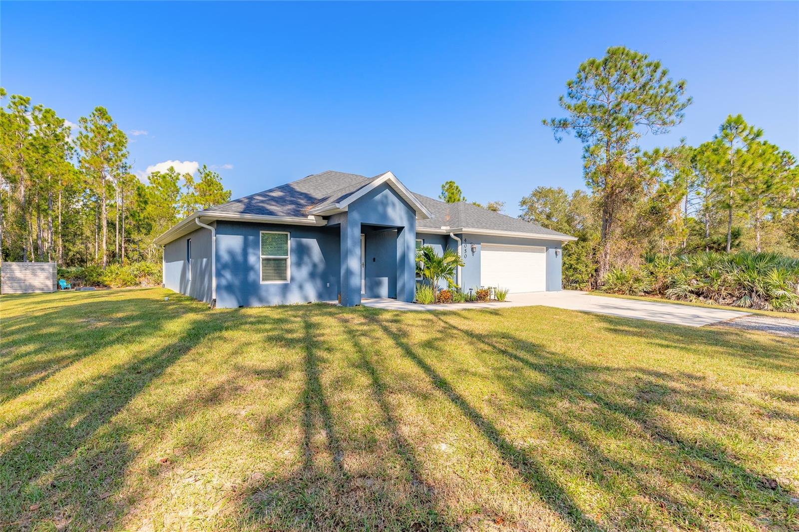 Image 6 of 50 For 4050 Golden Shores Boulevard