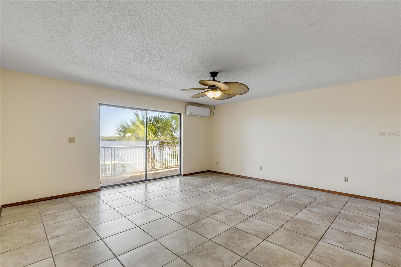 Image 45 of 99 For 824 Eel Avenue