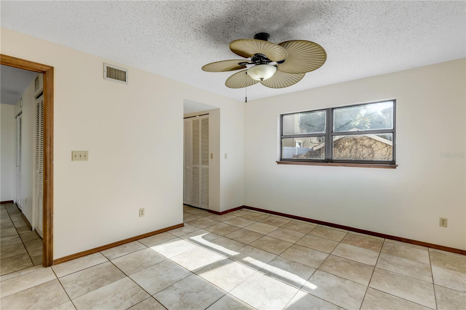 Image 58 of 99 For 824 Eel Avenue