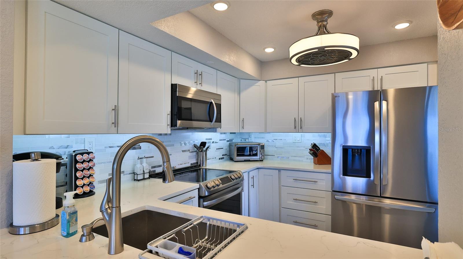 Image 10 of 37 For 5207 Atlantic Avenue 321