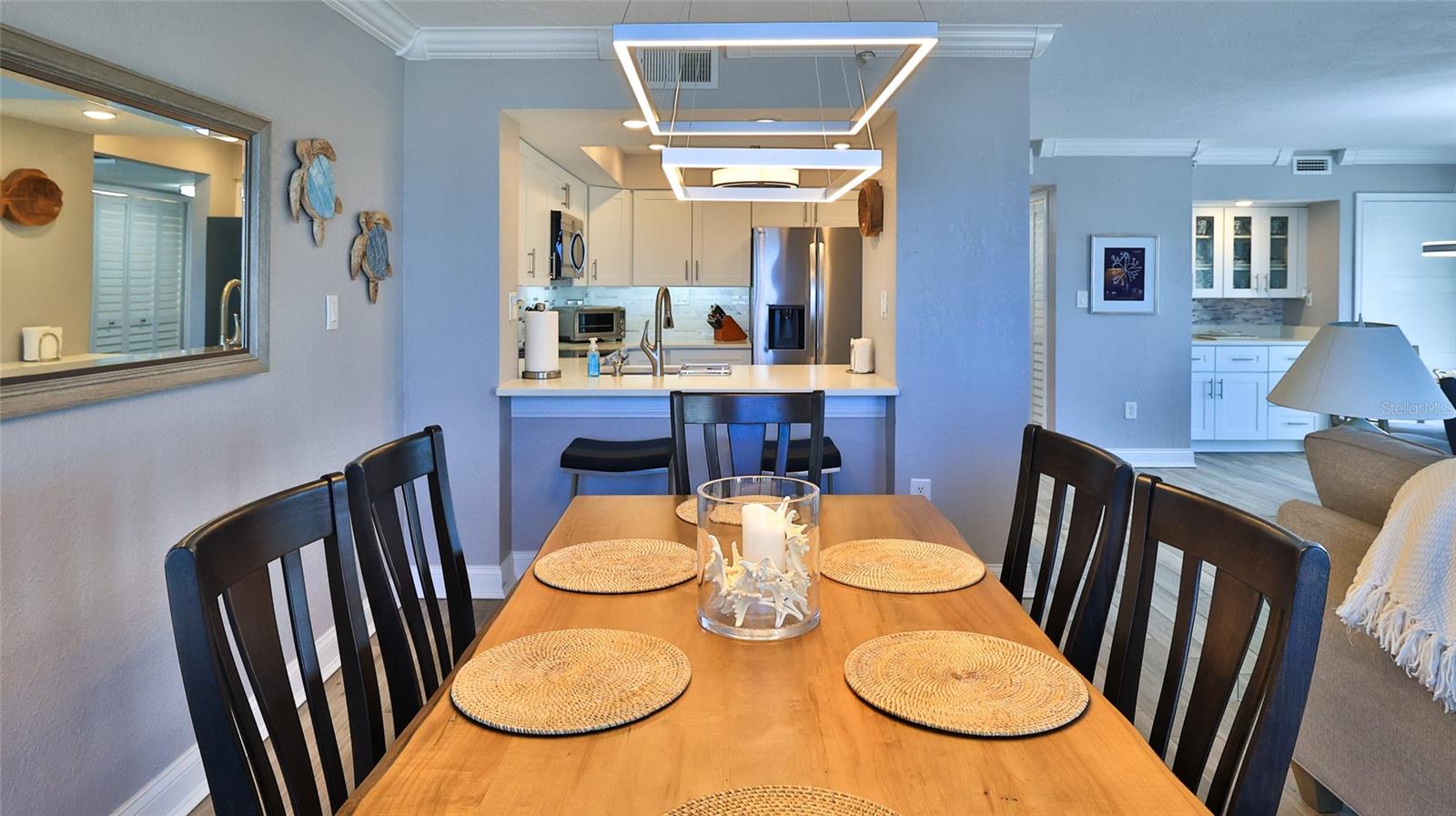 Image 17 of 37 For 5207 Atlantic Avenue 321