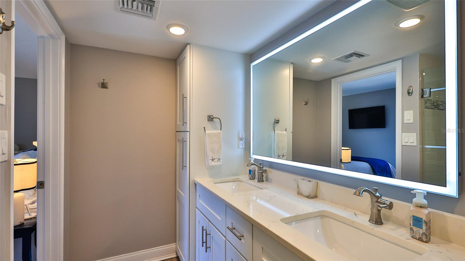 Image 28 of 37 For 5207 Atlantic Avenue 321