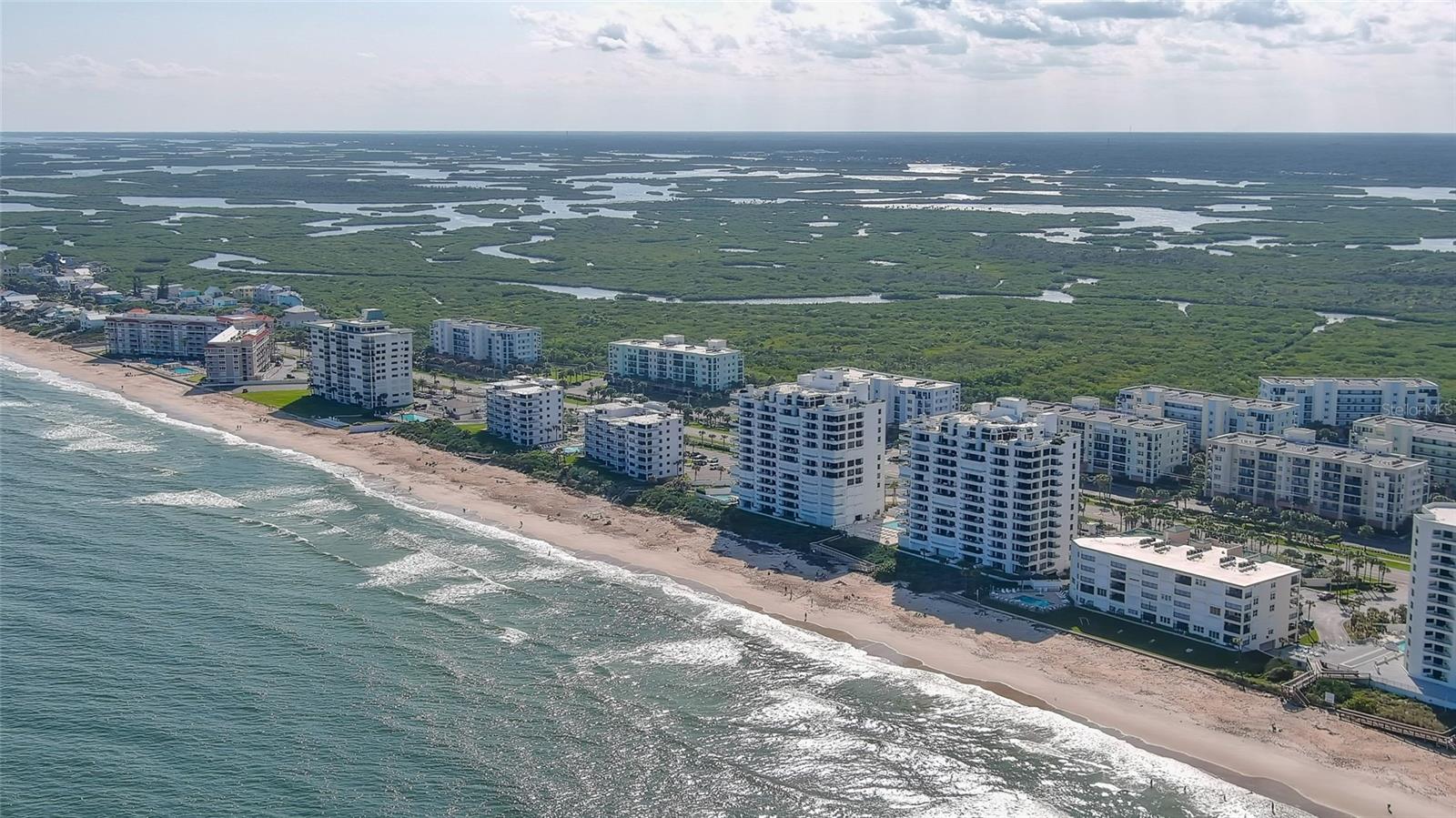 Image 6 of 37 For 5207 Atlantic Avenue 321