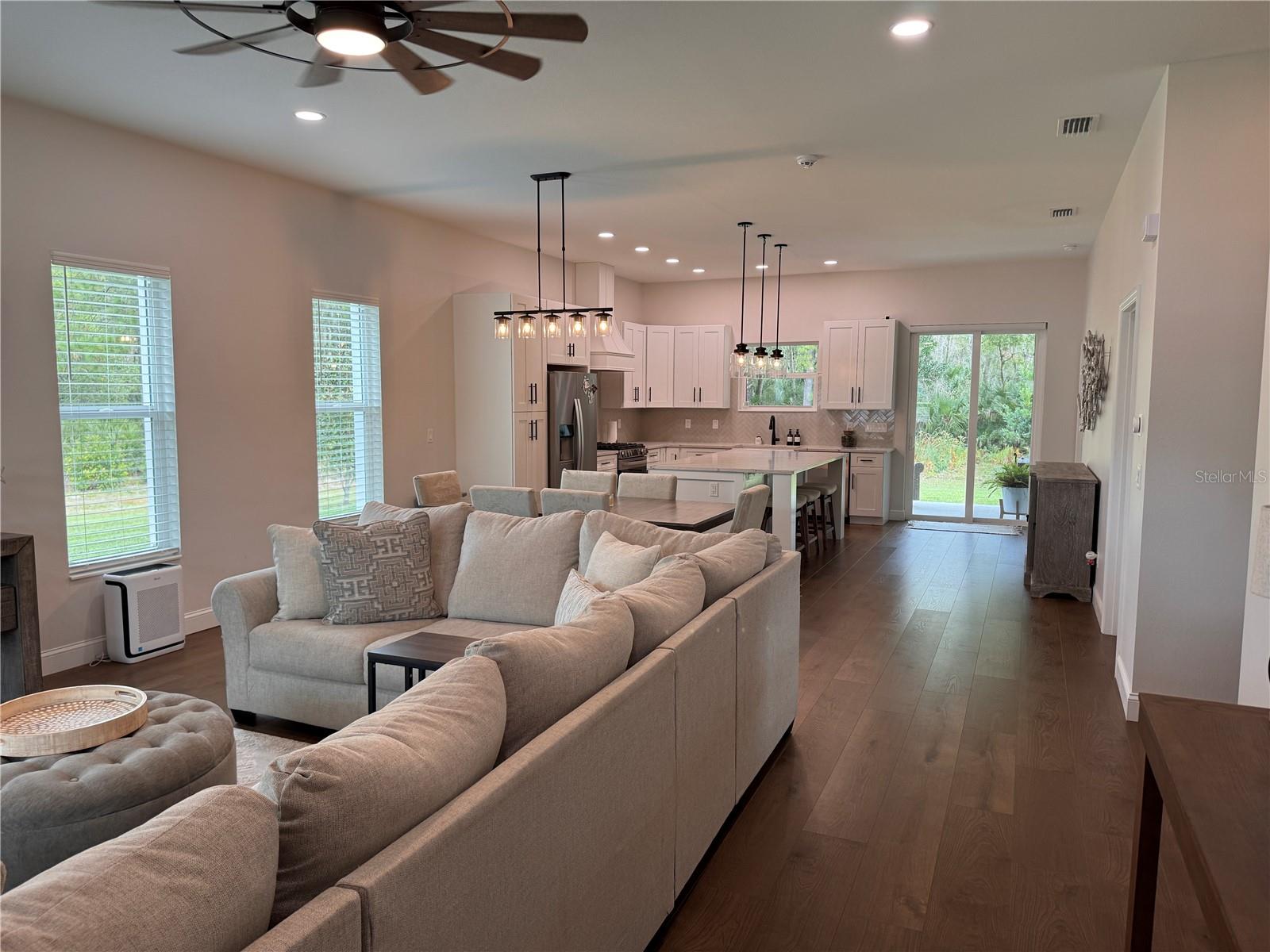 Image 11 of 49 For 4275 Beacon Light Road