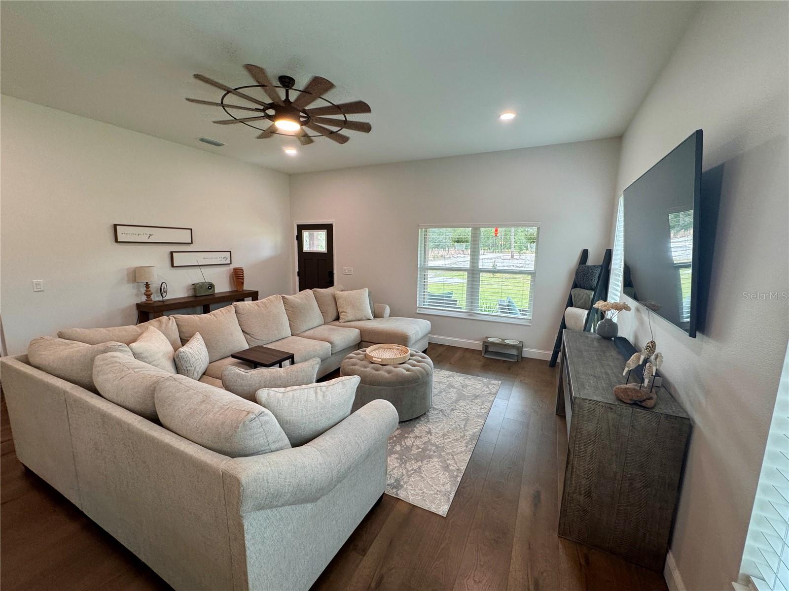 Image 13 of 49 For 4275 Beacon Light Road