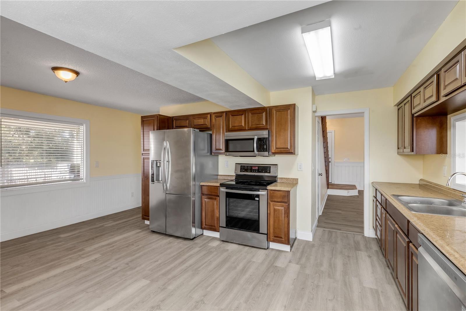 Image 18 of 59 For 3834 Pioneer Trail