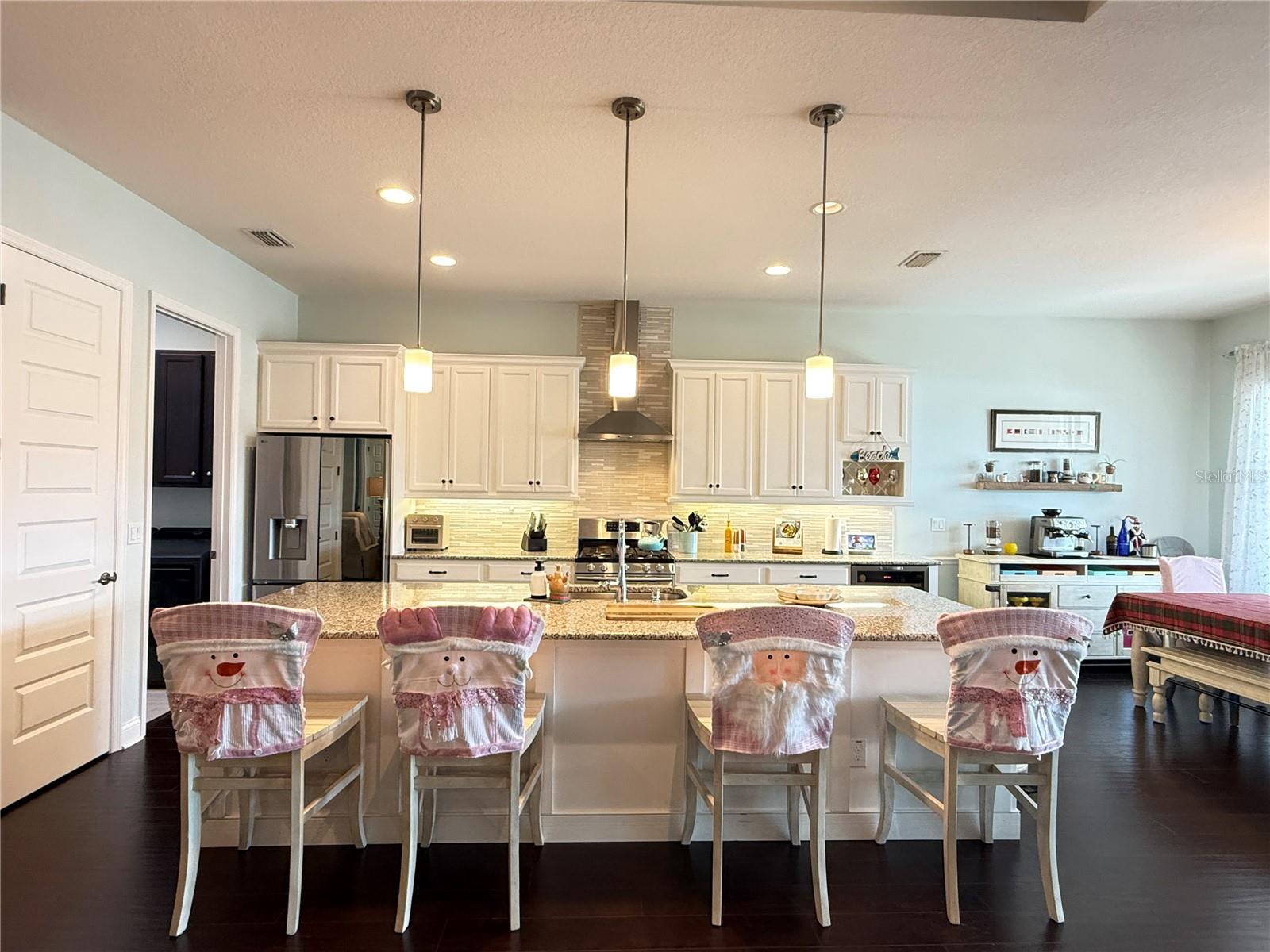 Image 3 of 41 For 3218 Medici Boulevard