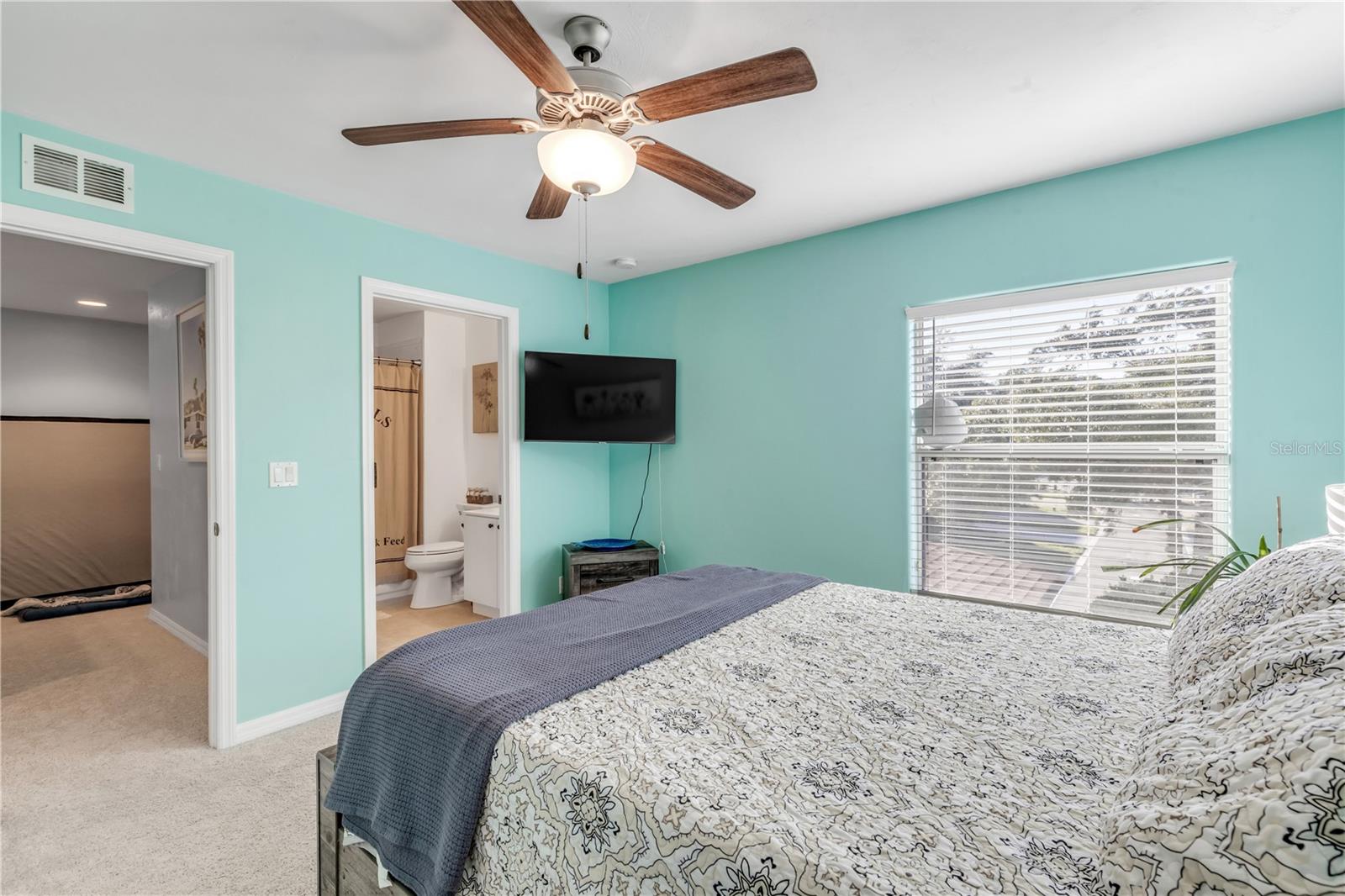 Image 30 of 71 For 360 Airport Road