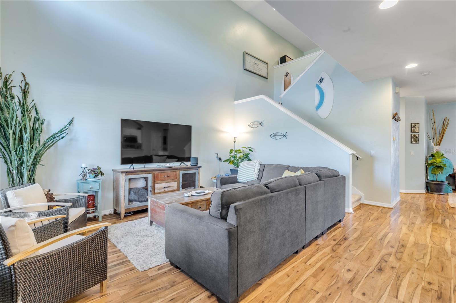 Image 8 of 71 For 360 Airport Road